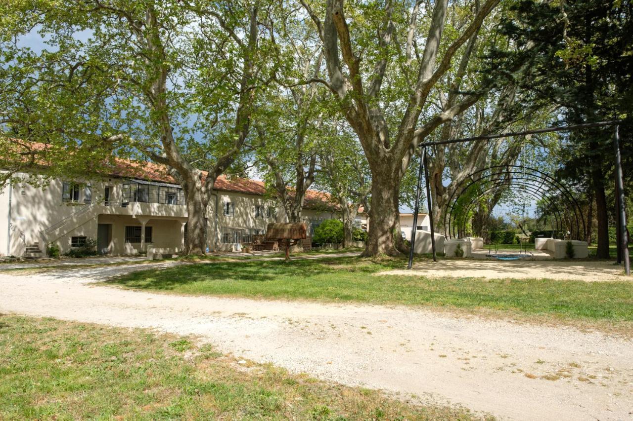 Mas Neuf De Romanin : Mas Provencal Familial Saint-Remy-de-Provence Exterior photo