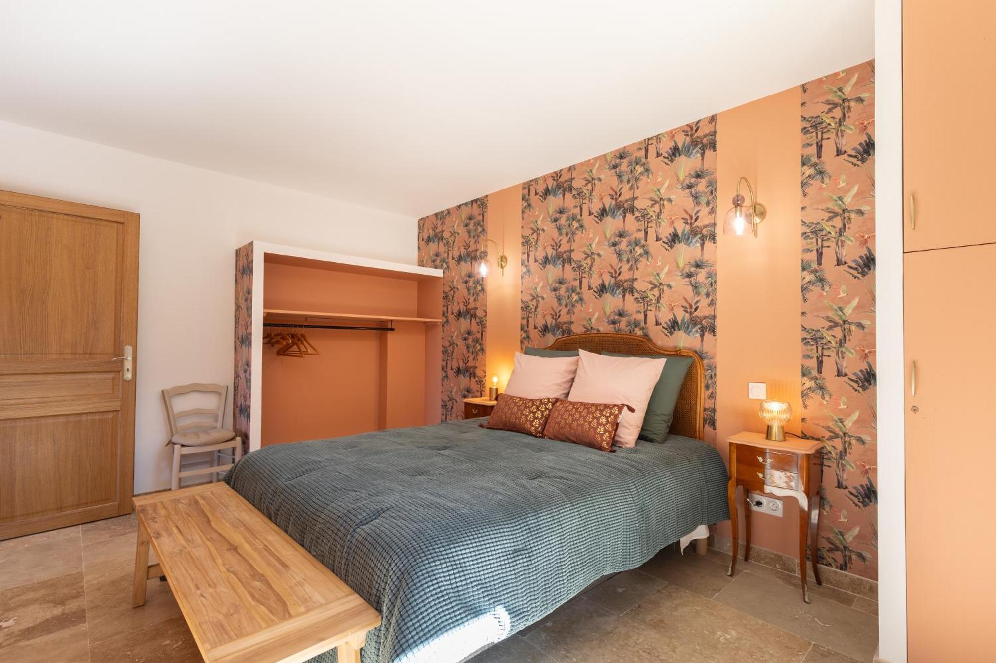 Mas Neuf De Romanin : Mas Provencal Familial Saint-Remy-de-Provence Room photo